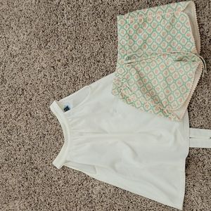 Honesty, size 6, cream colored top with floral shorts